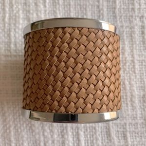 MICHAEL KORS - Wrist cuff ✨✨